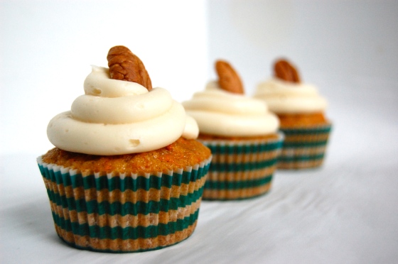 Carrot Cake Cupcakes | The Little Blue Mixer
